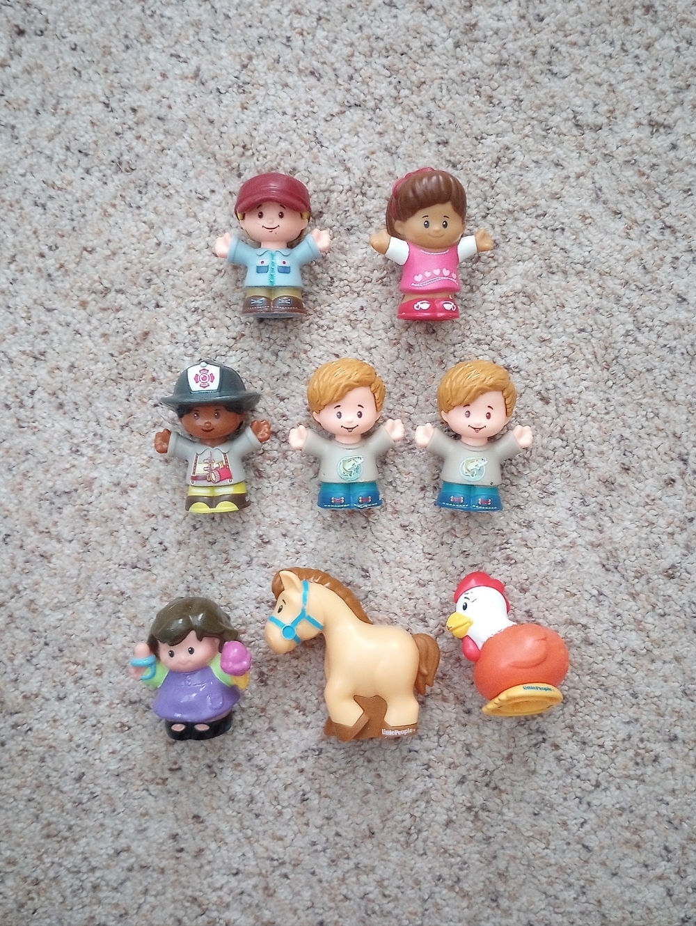 8 Little People Toy Figurines